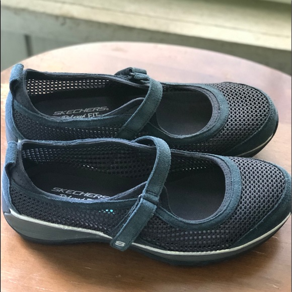 Skechers Relaxed Fit - Picture 2 of 10